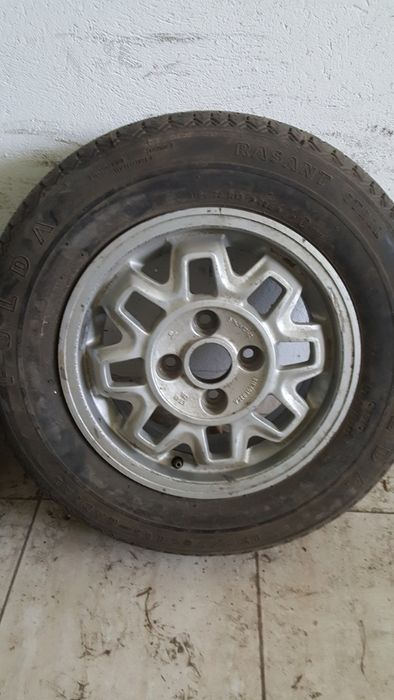 Джанта 13 ауди vw 4х100 с нова гума 175 70 13