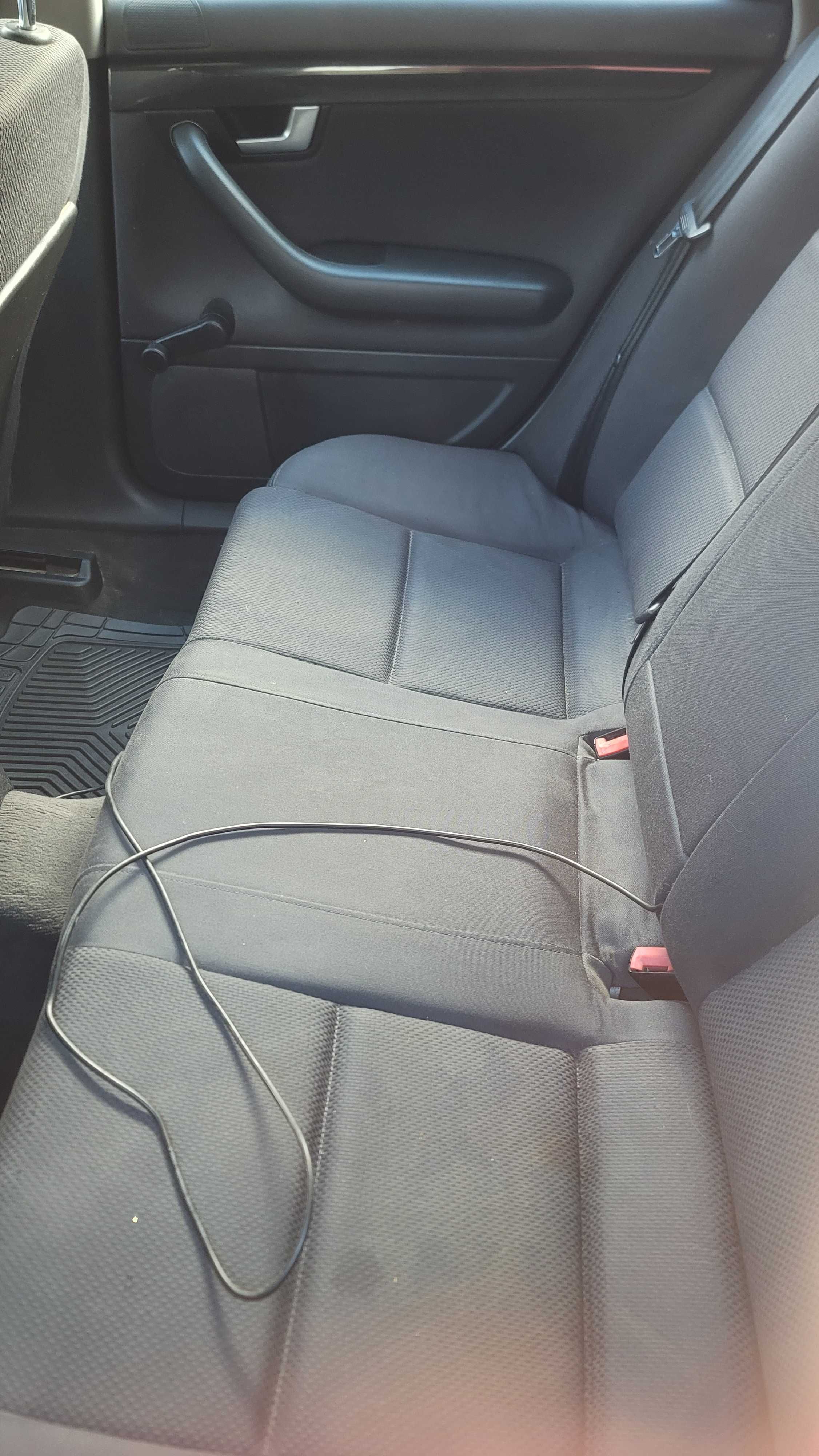 Inchiriez Audi a4 b6 avant motor 1.9D