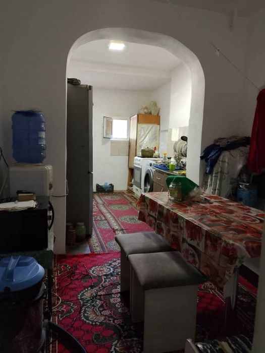 2 xonalik 1 etaj. 4 qavatli dom iD 9107