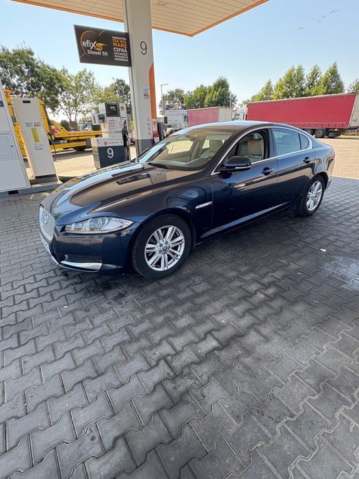 De vinzare jaguar xf 2012