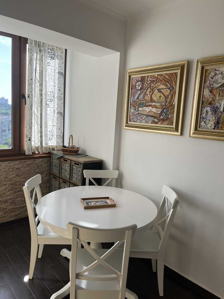 Дава се под наем Тристаен апартамент в София, Стрелбище - 85 кв.м за 900 € - Снимка #4