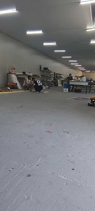 Продается земля в Чирчике с цехом 600 кв/м  (общая площадь 52 соток)