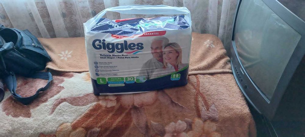 Продам памперсы взрослые 3 размер