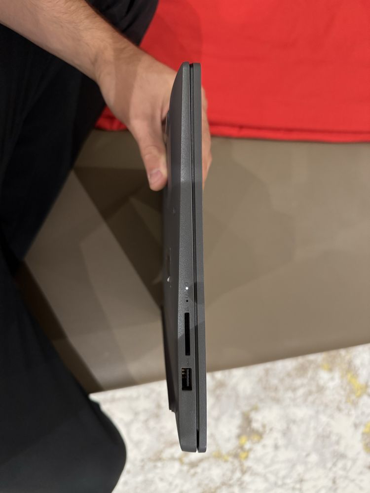 Lenova idealpad slim3