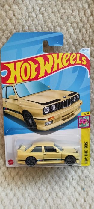 Hot wheels - BMW 2002 , BMW M3