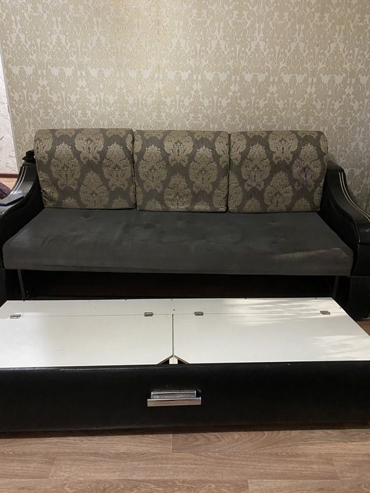 Продам диван за 10 тыс