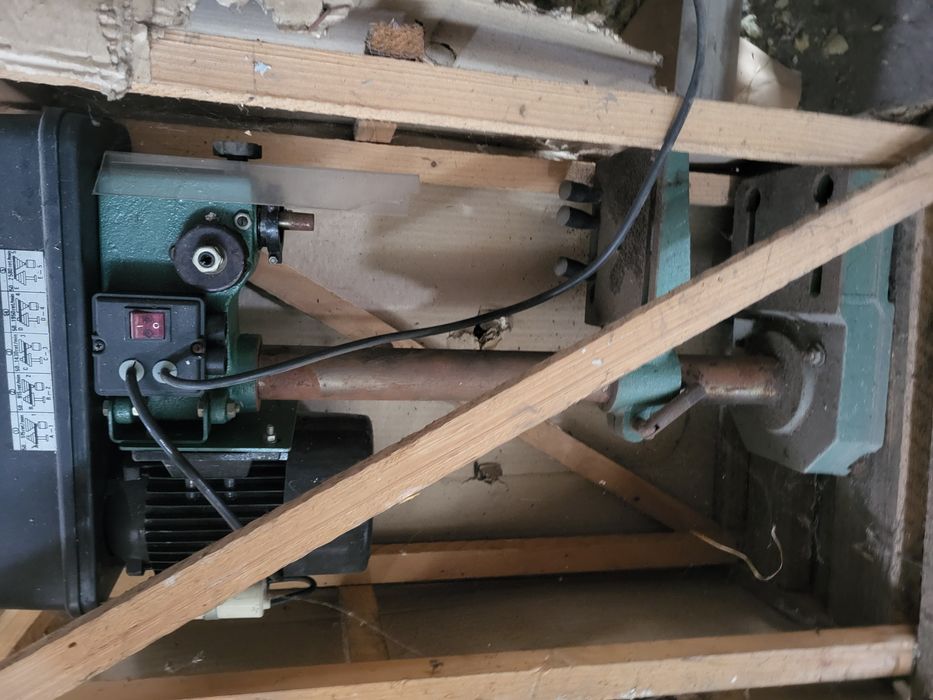 Masina de găurit industriala