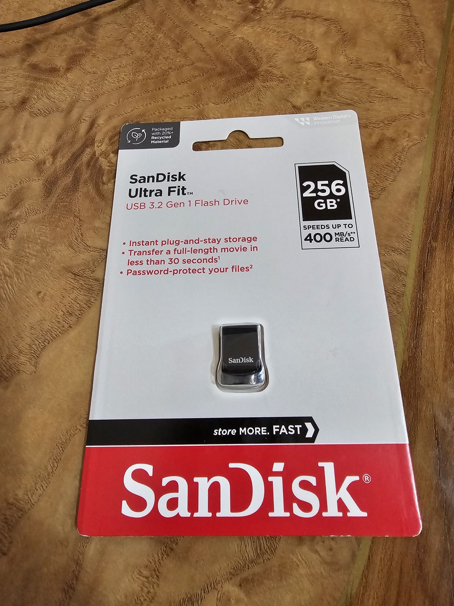 Продам Мини USB флешку SanDisk Ultra Fit USB 3.2 Gen 1