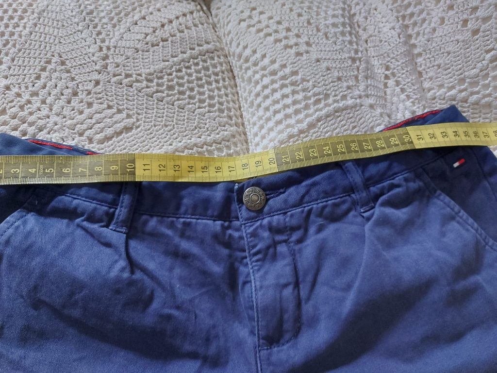 Pantaloni scurți Tommy Hilfiger originali pentru damă