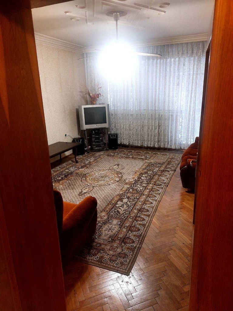 Дава се под наем Тристаен апартамент в Плевен, Дружба 1 - 100 кв.м за 500 € - Снимка #9