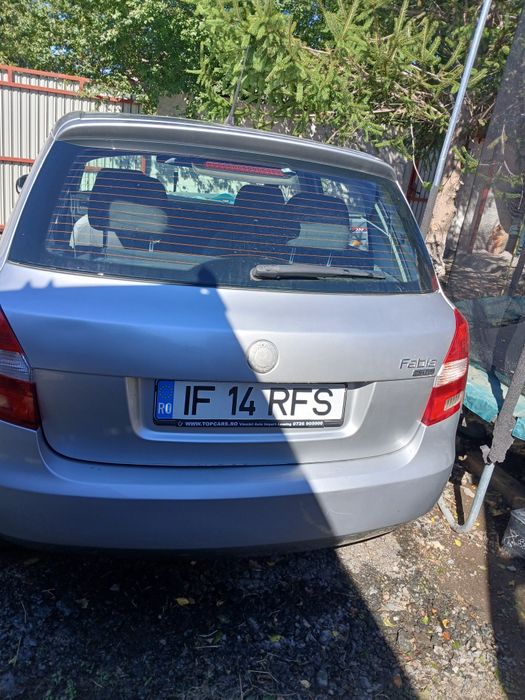 Vând scoda fabia 2 14 tdi