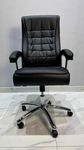 Офисное кресло для руководителя модель С45 Black. Супер скидка