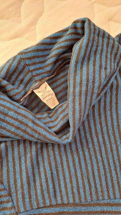 Дамска блуза с дълъг ръкав и поло яка