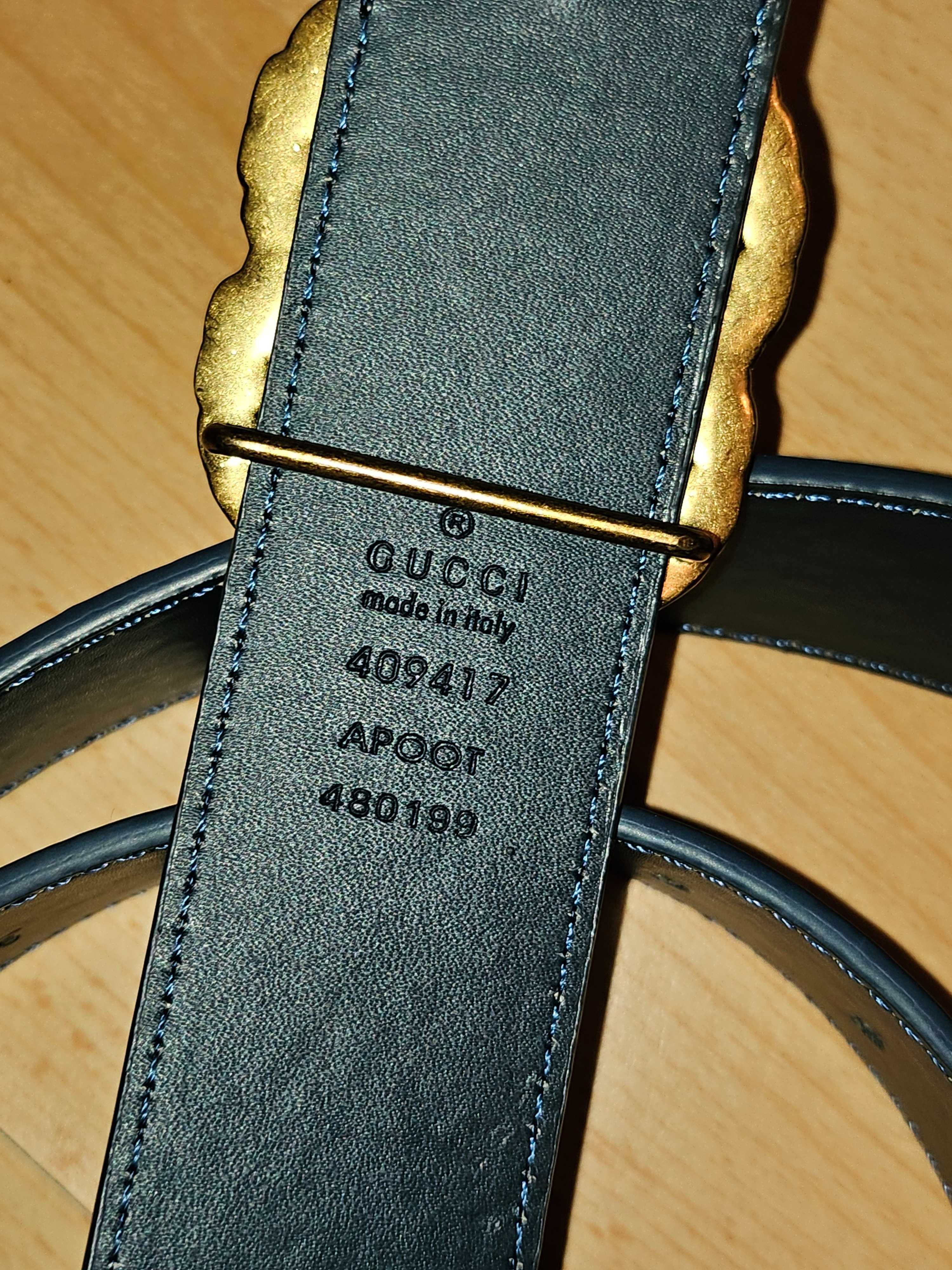 Gucci оригинален тъмно син колан