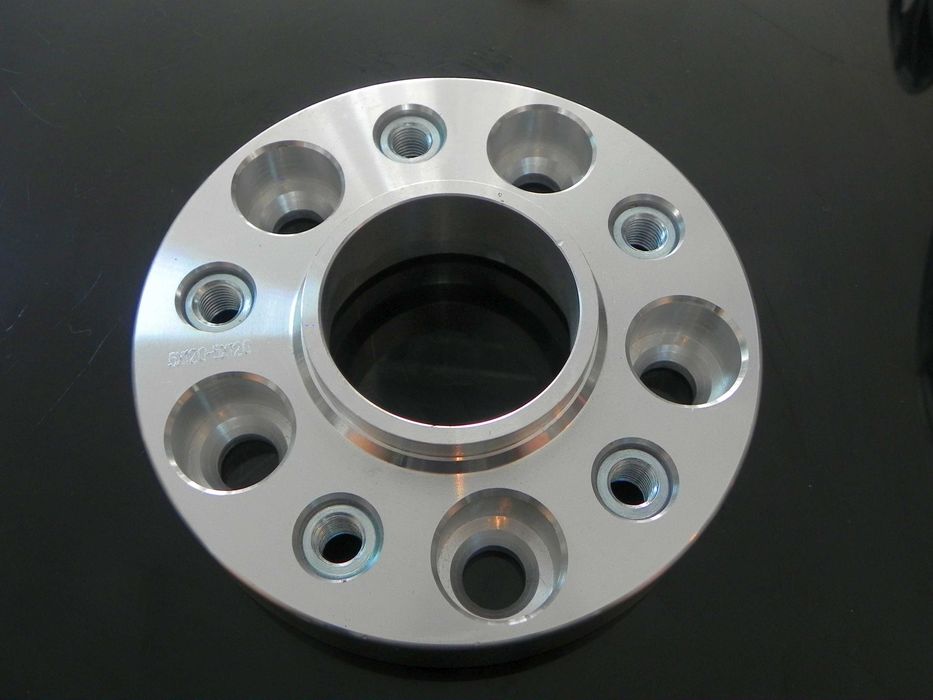 Flanse Distantiere 4x100 5x100 5x108 5x112 5x114.3 5x120 5x130 6x139.7