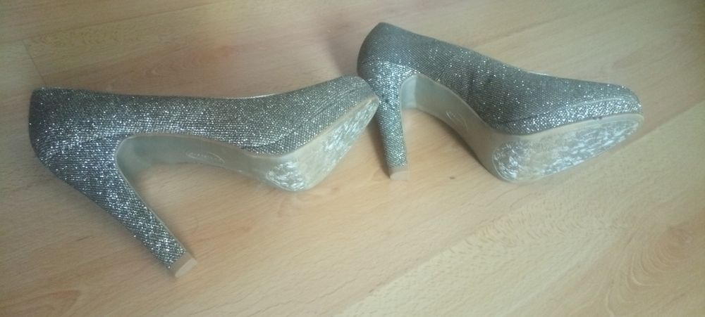 Елегантни обувки