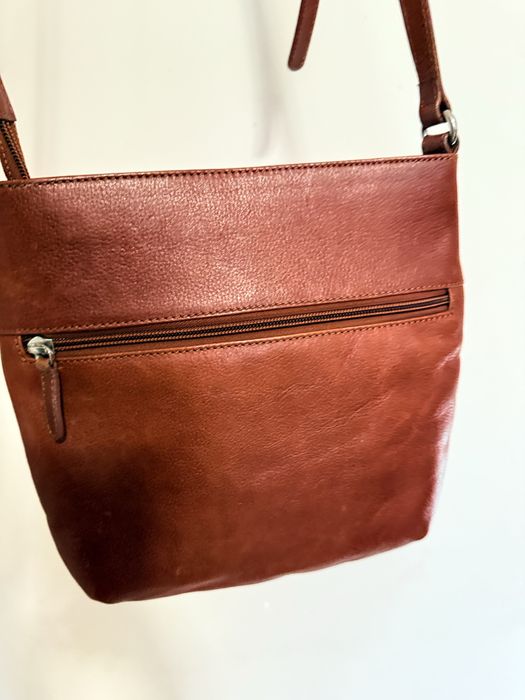 Кафява дамска чанта, естествена кожа, Fiorelli, италианска