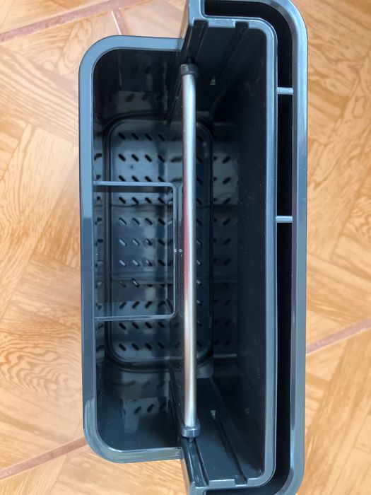 Неупотребяван органайзер за прибори Eko