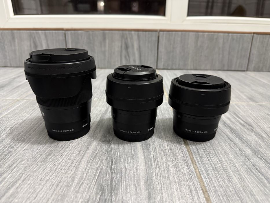 sigma 30mm , sigma 56 mm f1.4 sony E