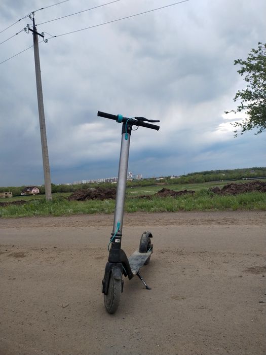 Продам электросамокат в отличном состояний!!!Торг, СРОЧНО!!!
