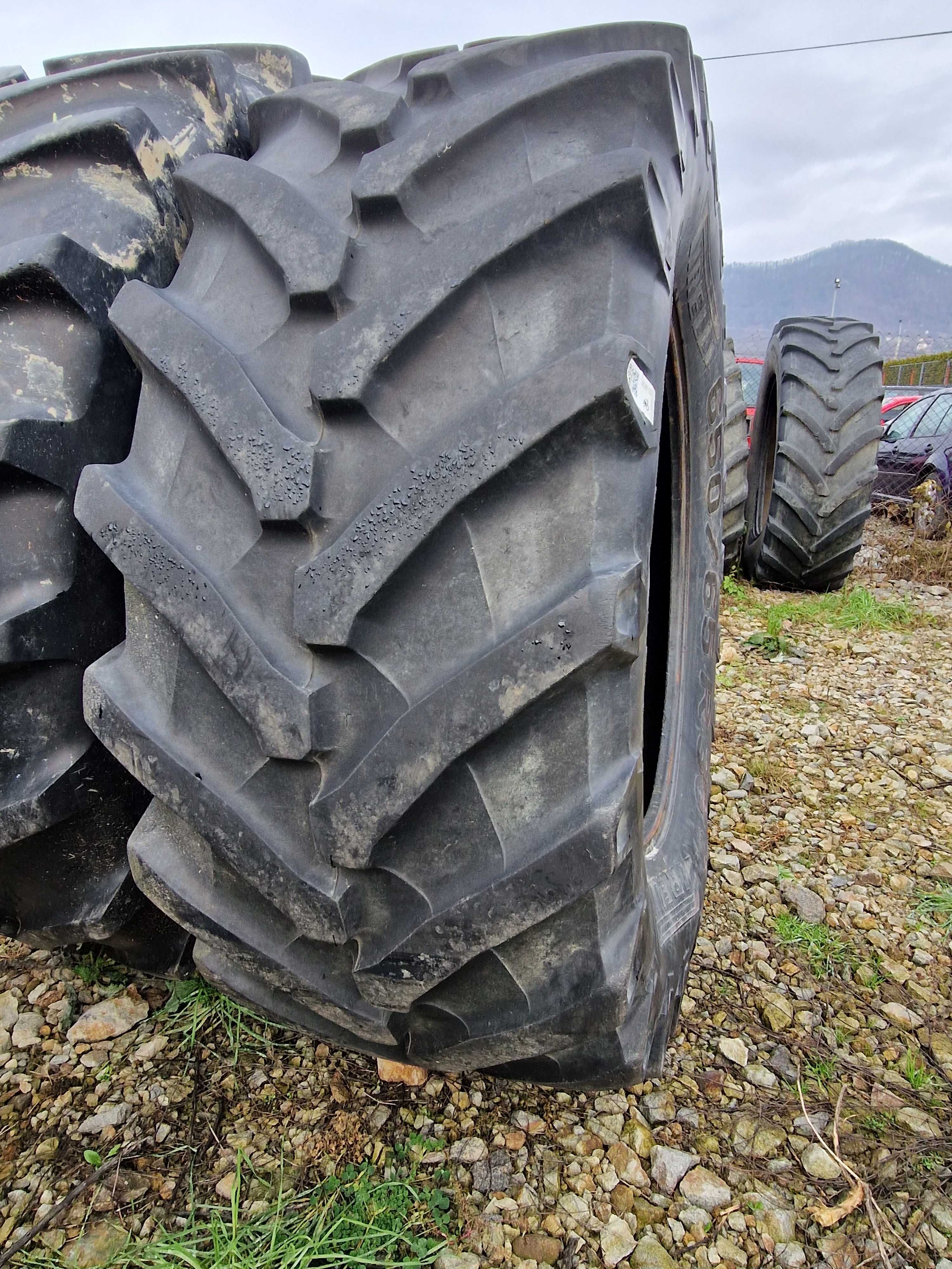 Anvelopa 650/65r38 Pirelli CLaas,Case,Fendt Sh!