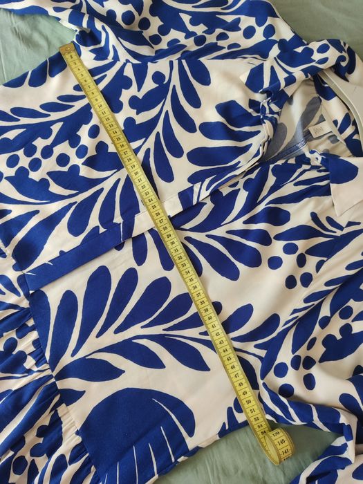 Рокля H&M от лятната колекция 2025