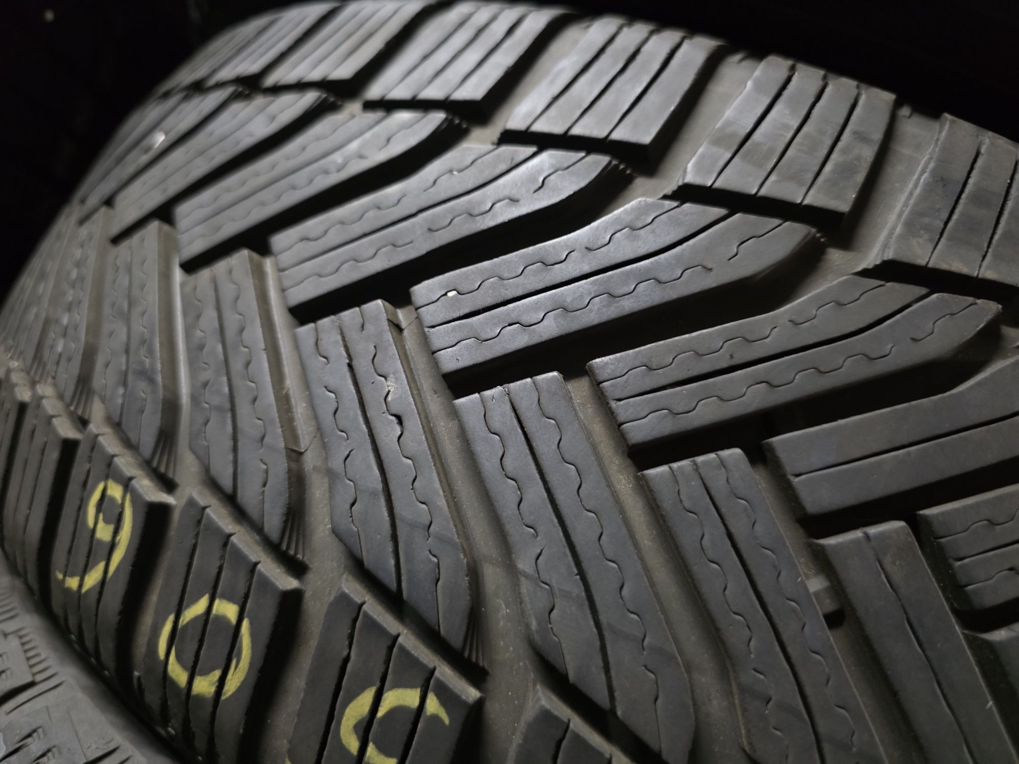 4бр Зимни гуми 205 60 16- Michelin DOT 2022
