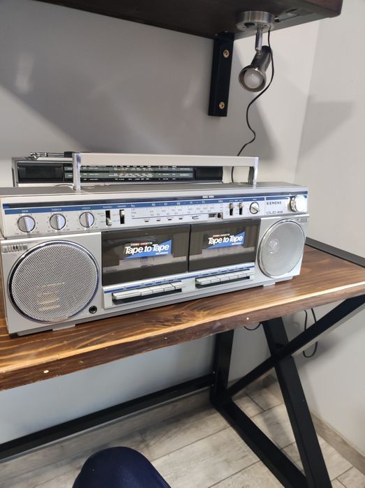 Радиокасетофон Siemens club 818