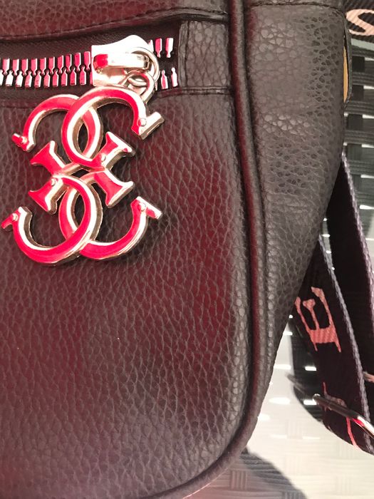 Rucsac Guess ca nou original din piele