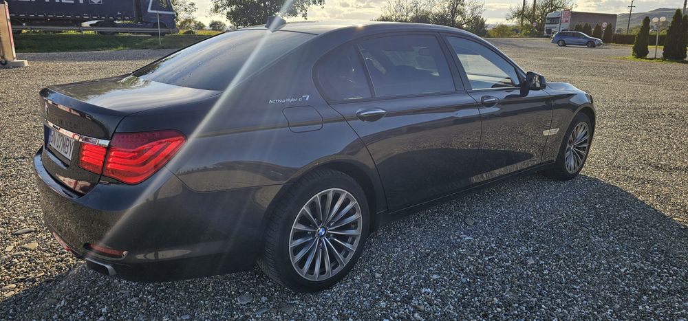 BMW seria 7 active hybrid 7 F01 4 butoane