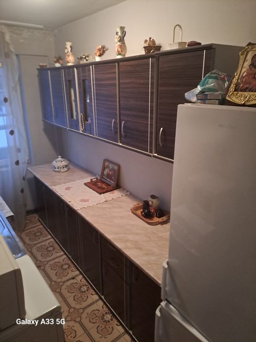 Apartament de 2 camere, Decomandat, Eroilor