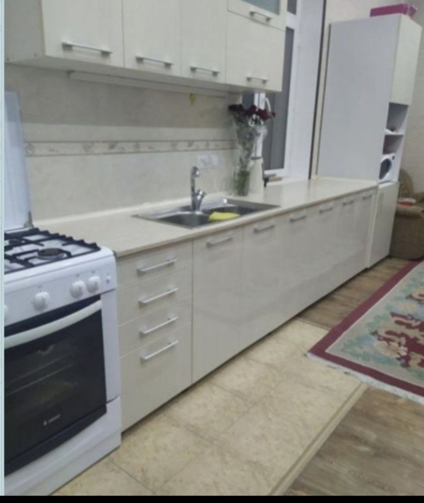 Кухонные гарнитуры из акрила,мдф,лдсп