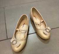 Официални златисти обувки за момиче на Майорал