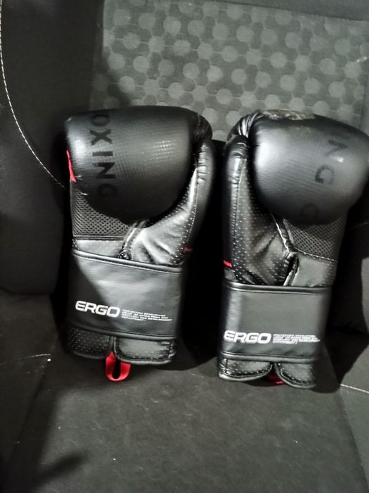 Mănuși de box stare buna