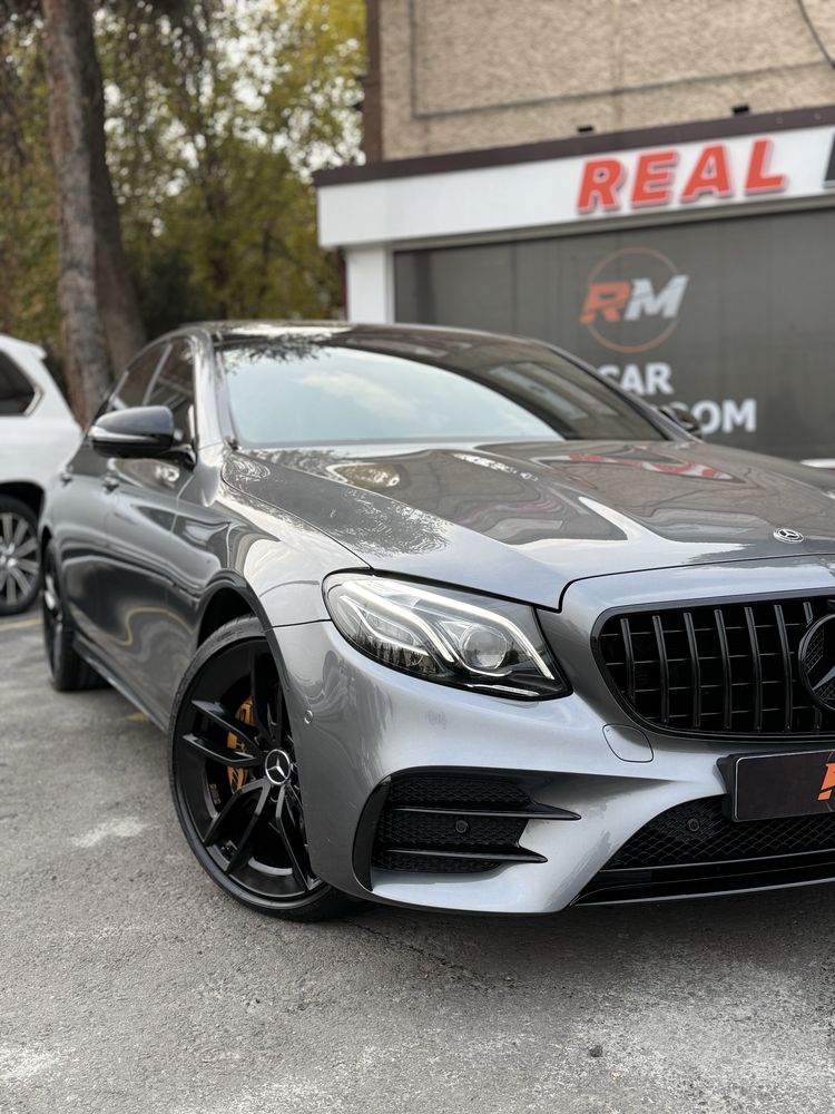 Mersedes benz E 5.3 AMG отлично состояние!!