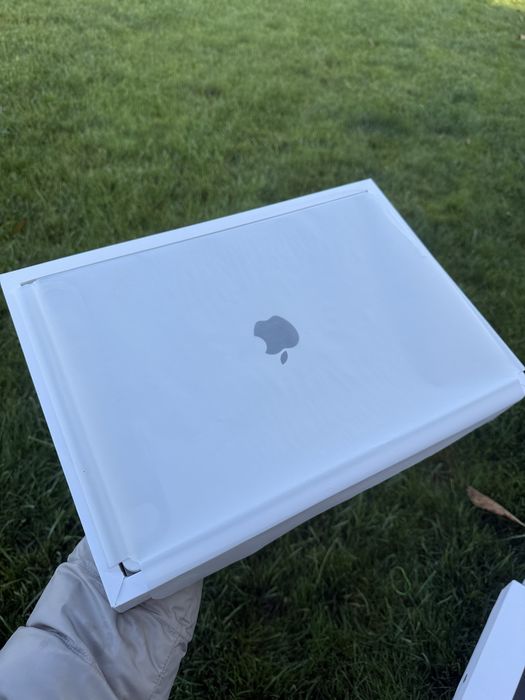 Macbook M4 Pro 16 inch / 512Gb / 24Gb Ram