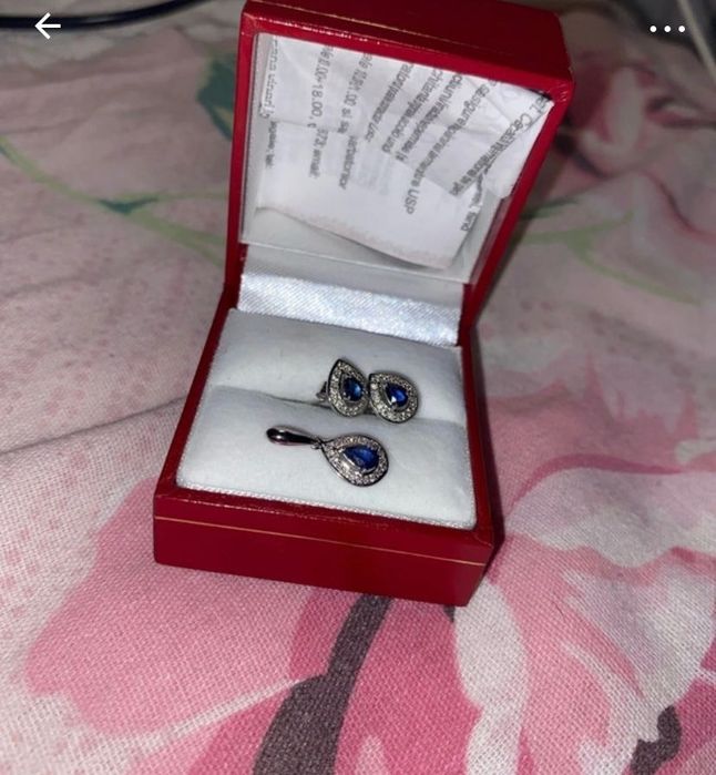 Pandantiv și cercei din aur alb. Pret negociabil