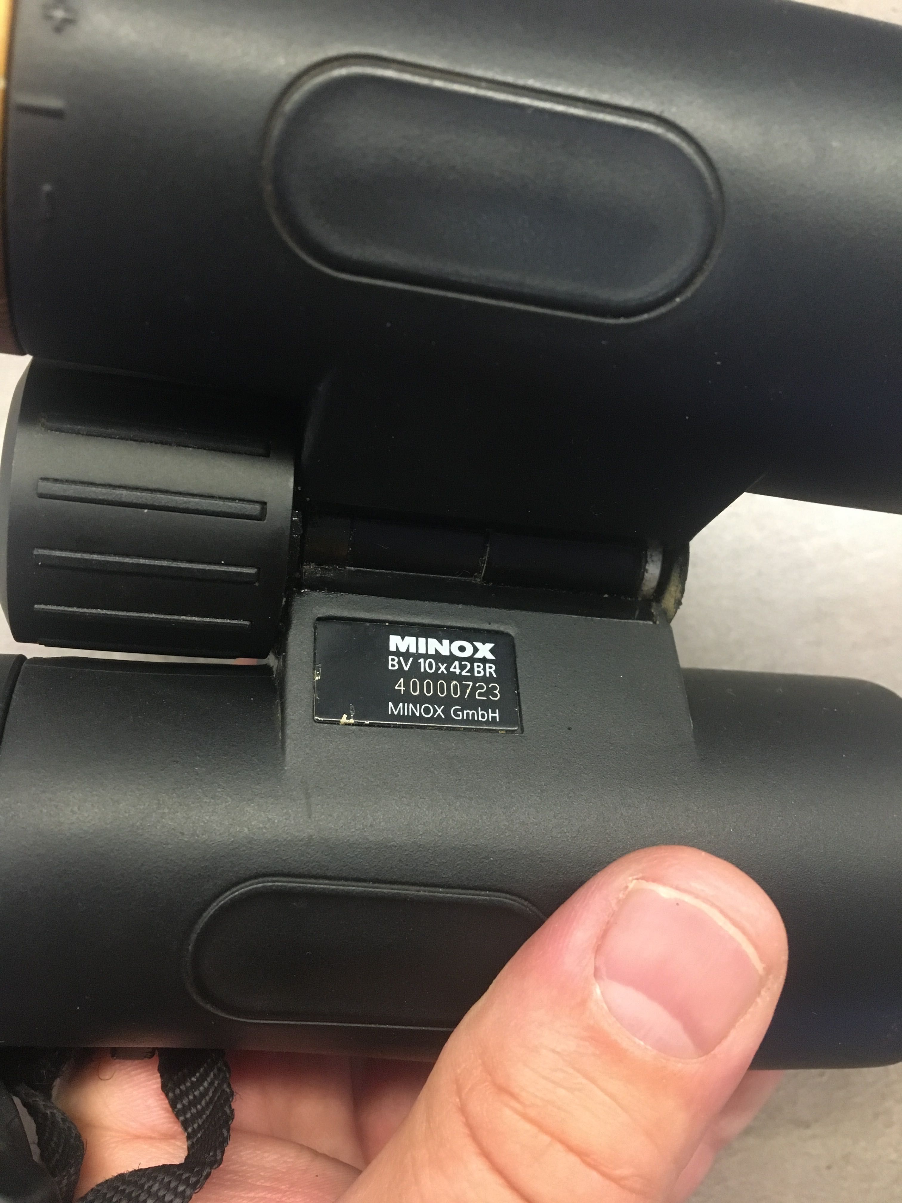 Бинокъл MINOX 10x42