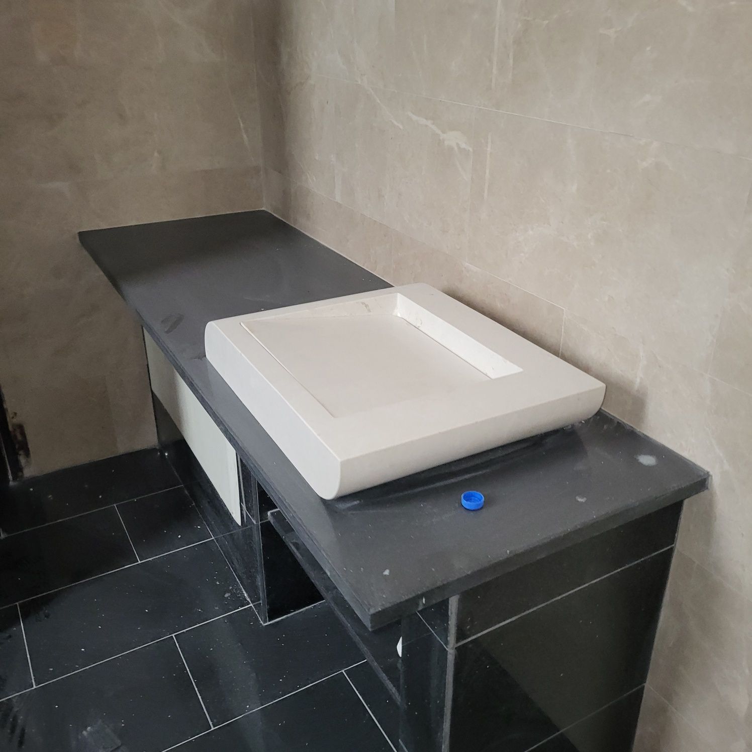Se vinde apartament-local birouri
