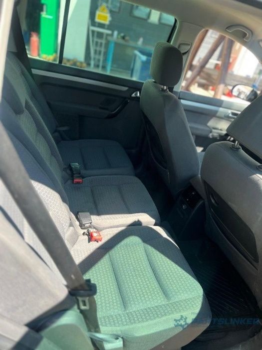 Dezmembrez VOLKSWAGEN TOURAN 1T1, 1T2 2005 1.9 TDI AVQ 74KW|100HP