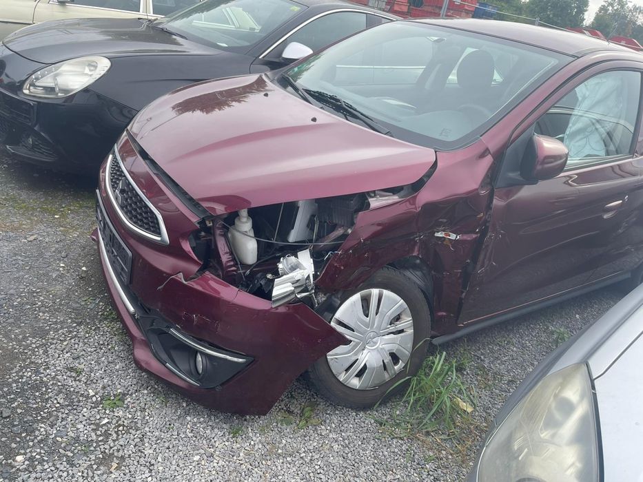 Митсубиши спеис стар