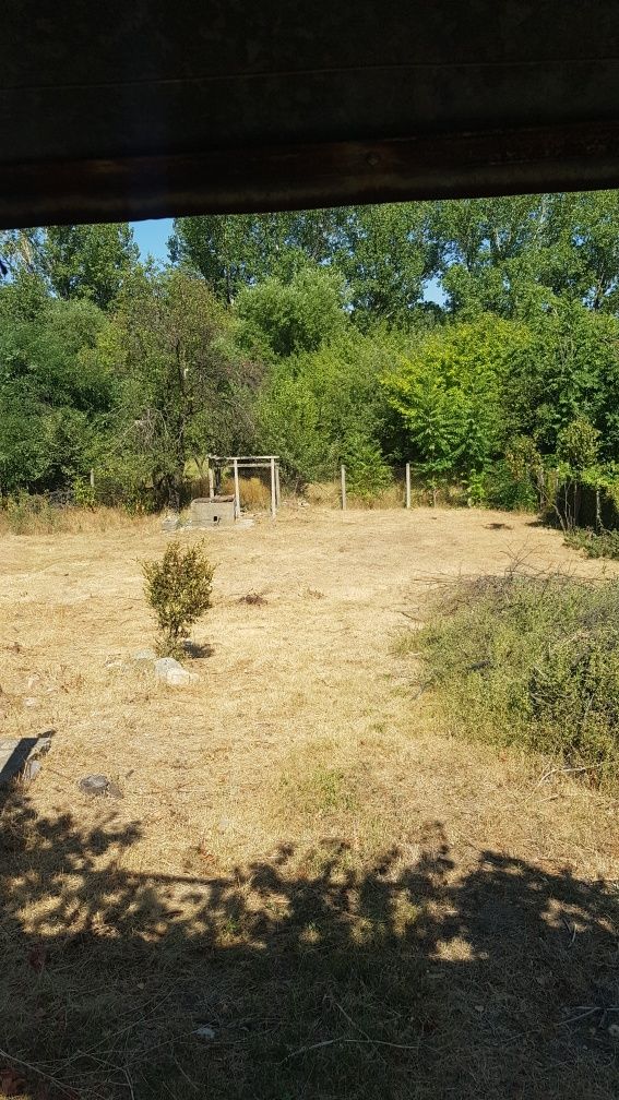 Продава къща в с.Големо село обл.Кюстендил
