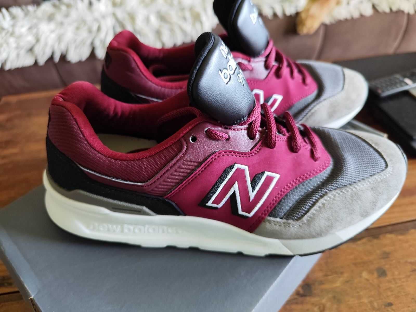 Маратонки New Balance - 39 1/2, Adidas - 38 2/3