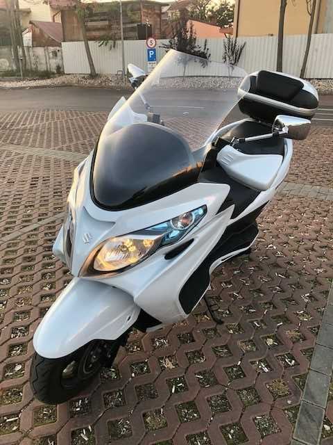 Scuter Suzuki Burgman AN400A\ 2016 prim proprietar