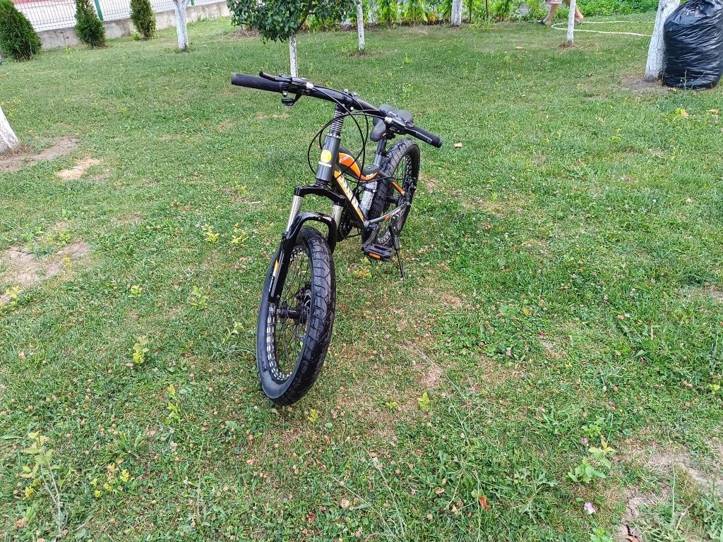 Bicicleta 20 inch, 6-11 ani
