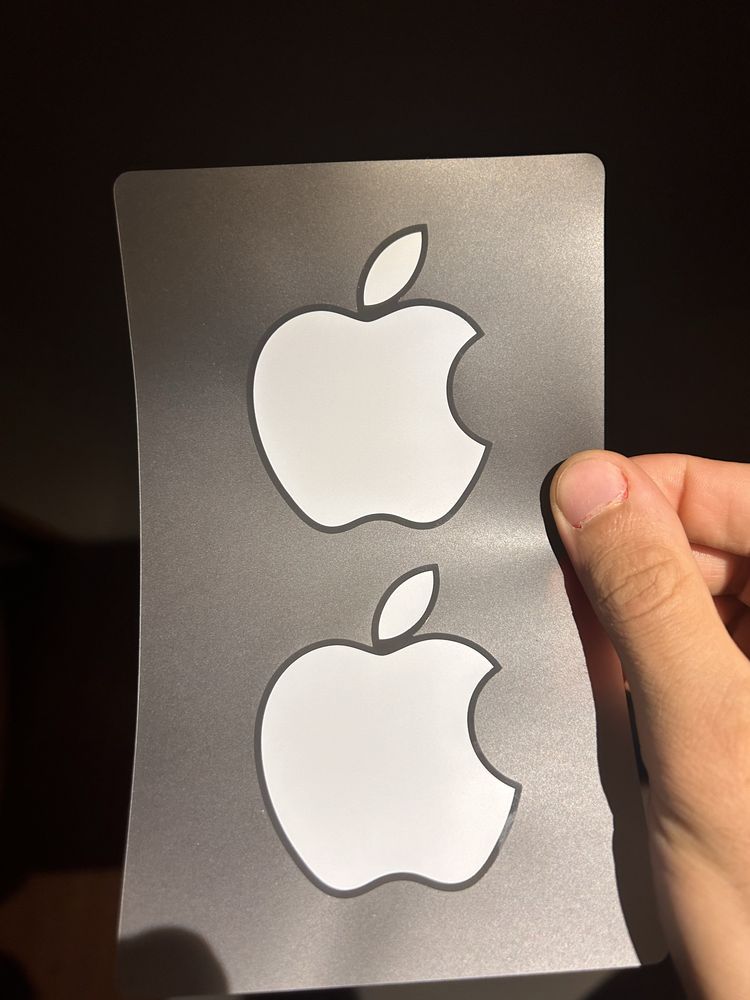 Стикери Apple