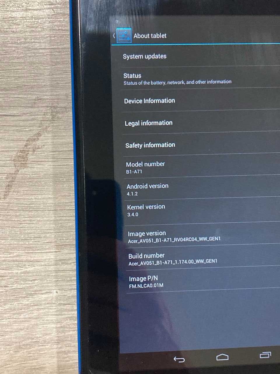Таблет Acer Iconia Tab B1-A71 8GB