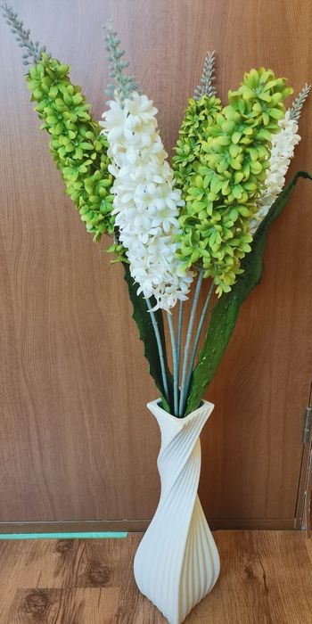 Ваза керамична с цветя