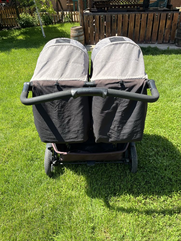 Количка за близнаци Peg Perego