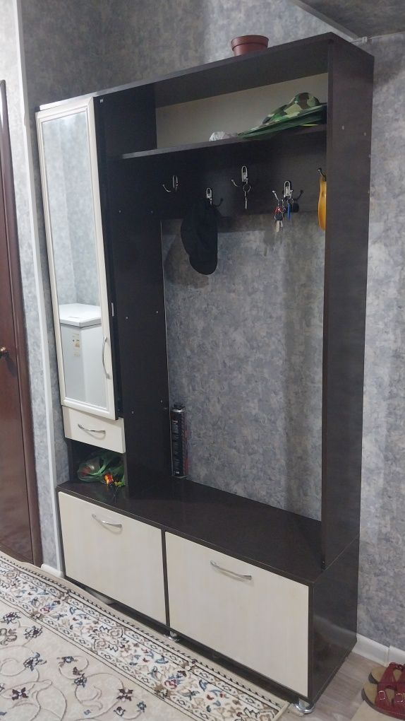 Срочно прихожка сатылады